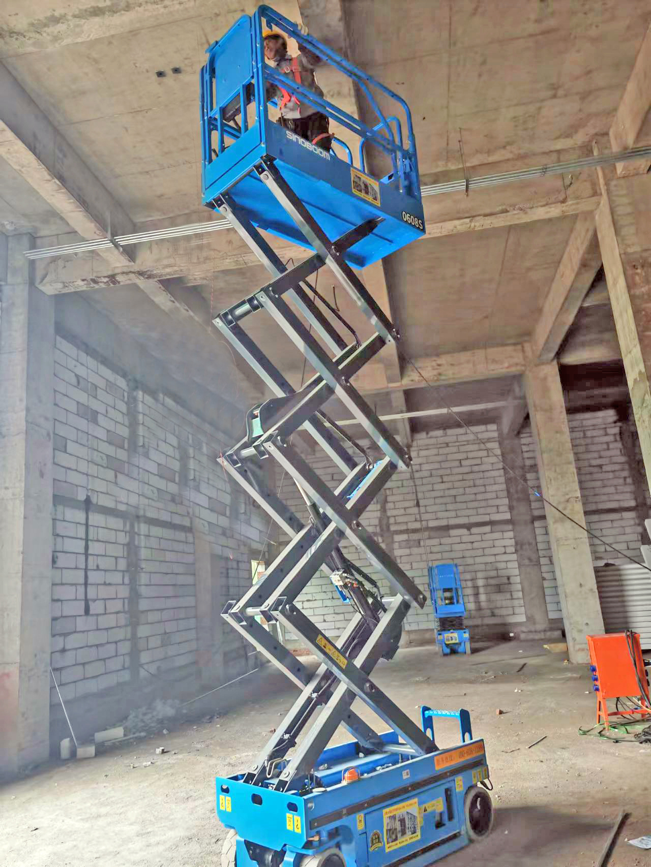 成都升降機租賃